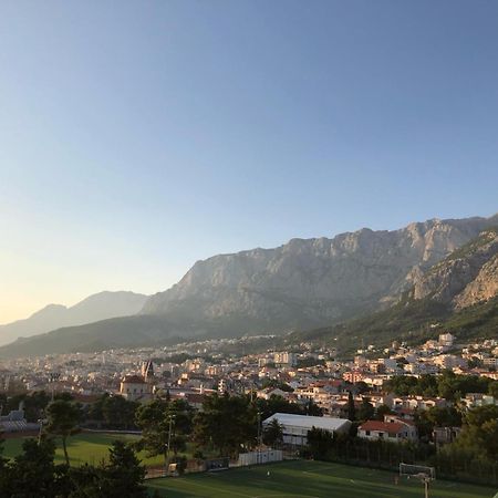 Uzelac Apartment With Pool Makarska Zewnętrze zdjęcie